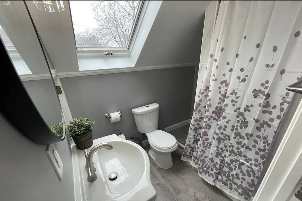 Photo of Bathroom in Redford