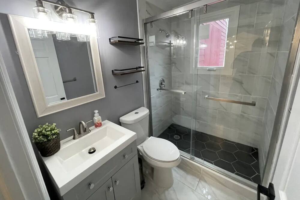 Photo of Bathroom in Redford