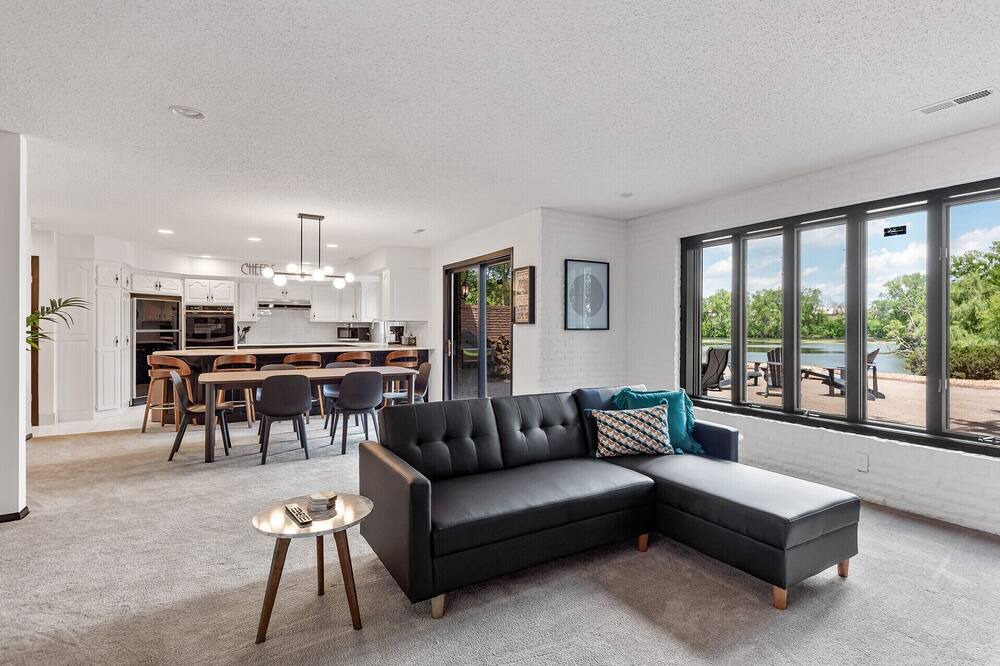 Photo of Livingroom in Columbia Heights