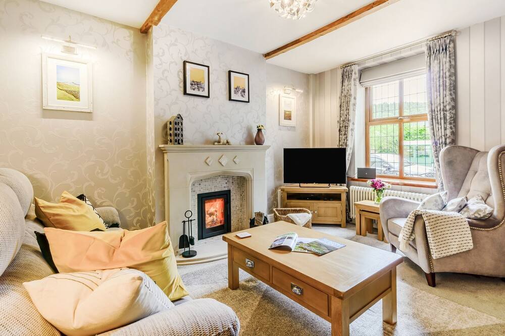 Photo of Livingroom in Sabden