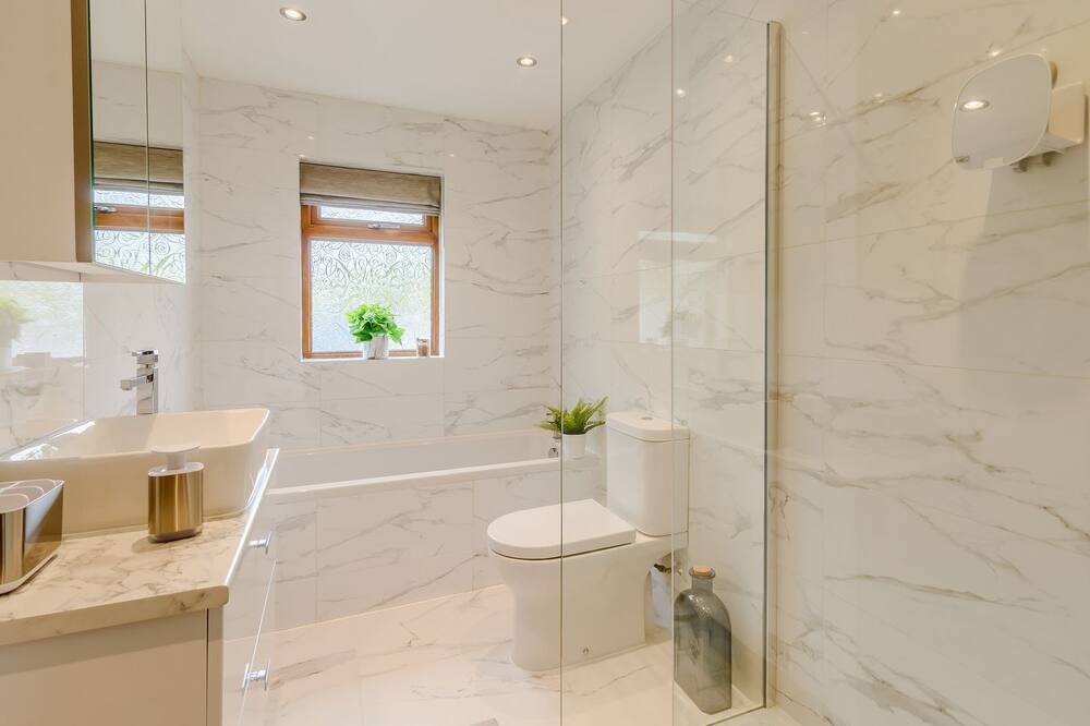 Photo of Bathroom in Sabden