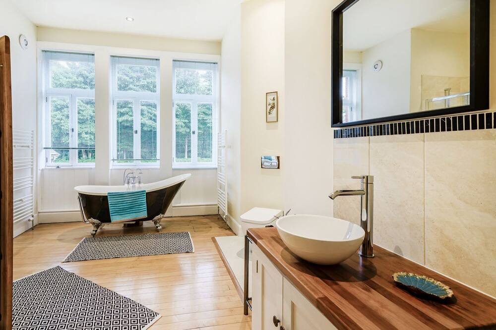 Photo of Bathroom in Dunblane