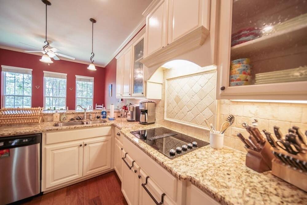 Photo of Kitchen in Bullard