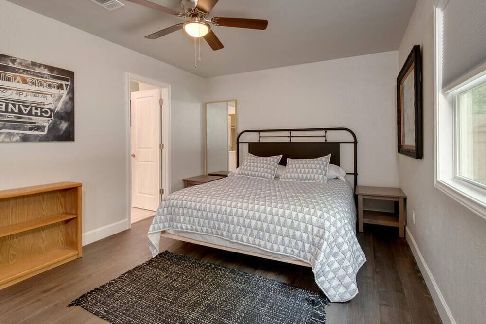 Photo of Bedroom in Copperfield