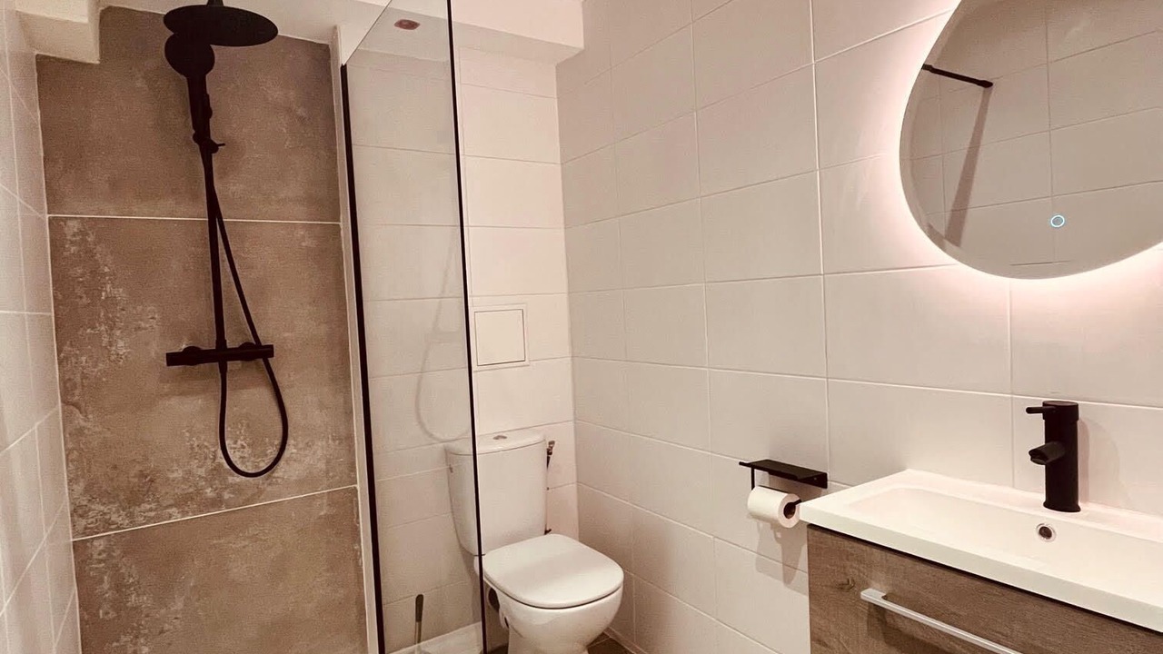 Photo of Bathroom in Saint-Emilion