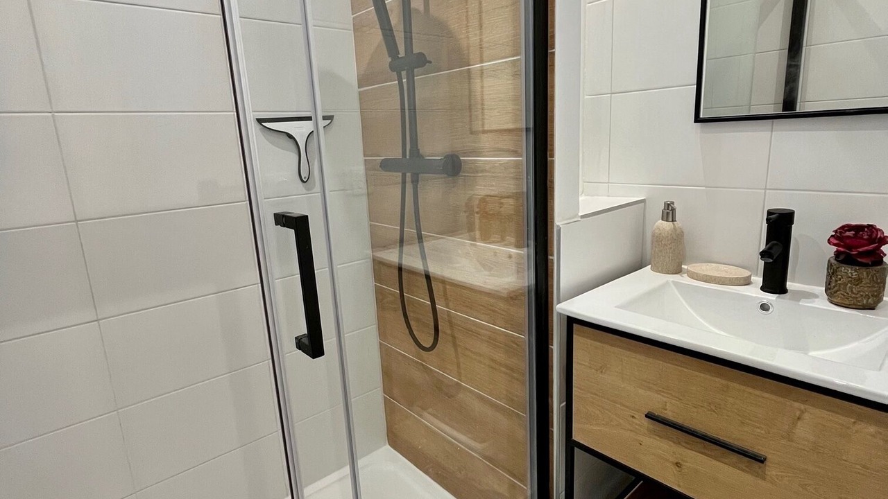 Photo of Bathroom in Saint-Emilion