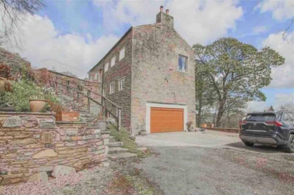 Photo of Outdoor in Briercliffe