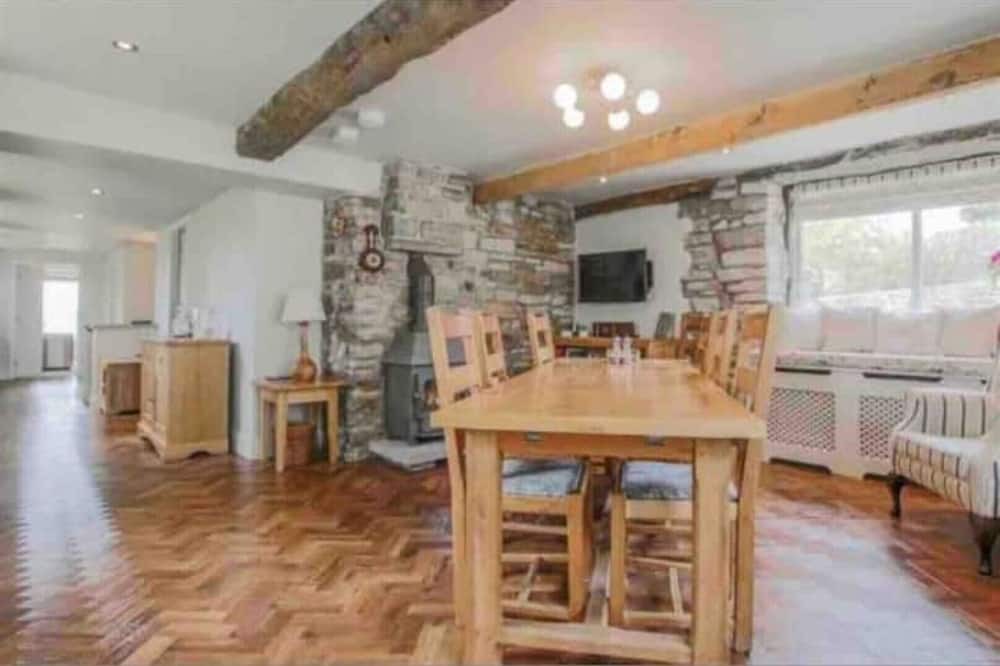 Photo of Others in Briercliffe