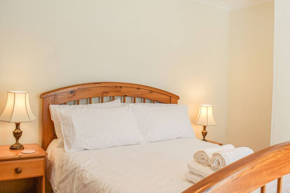 Photo of Bedroom in Llanidloes