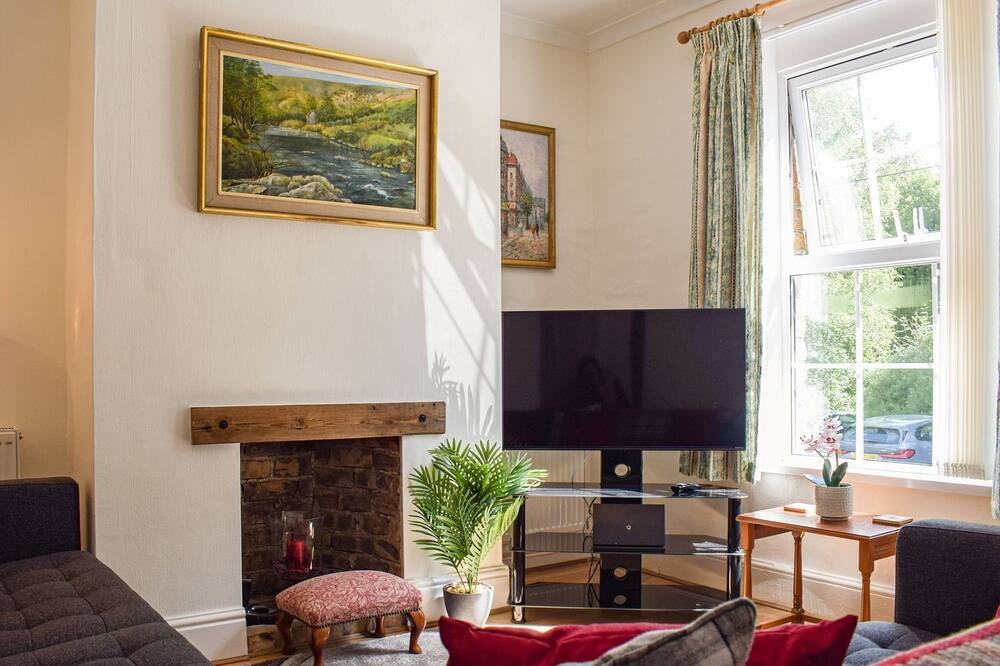 Photo of Livingroom in Llanidloes