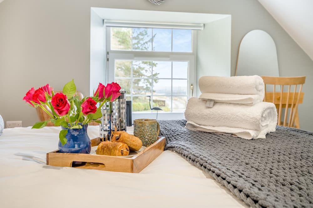 Photo of Livingroom in Mauchline