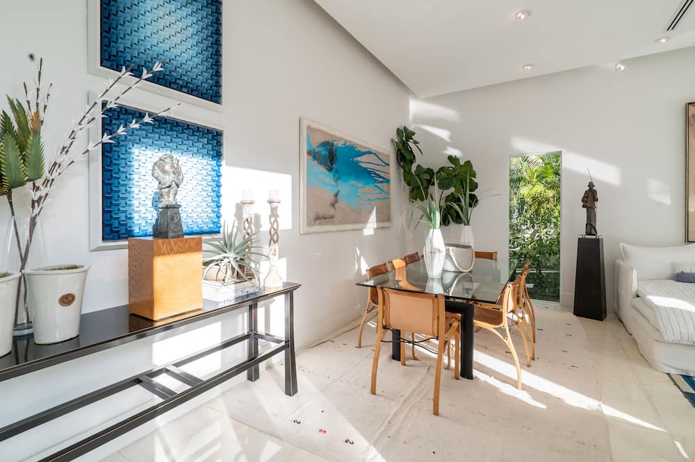 Photo of Others in Key Biscayne