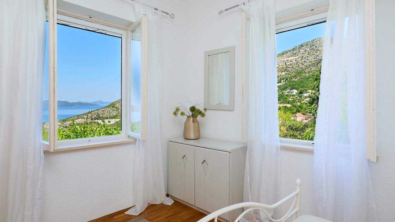 Photo of Bedroom in Brsecine