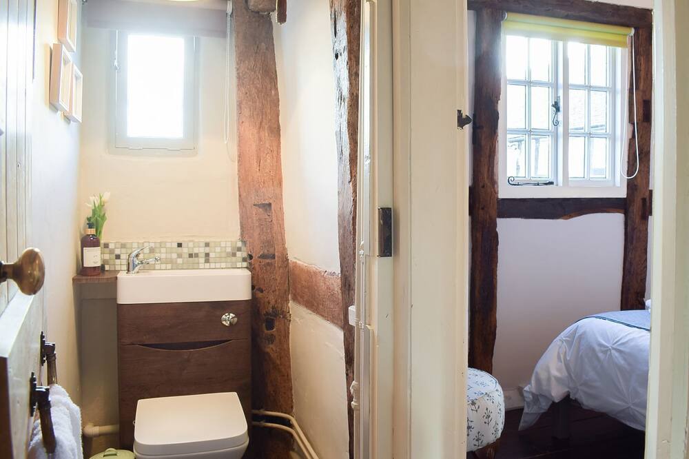 Photo of Bathroom in Eardisley