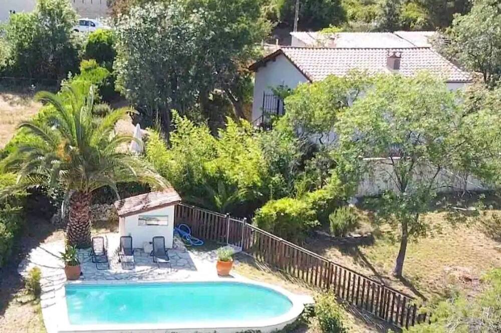 Photo of Outdoor in Cabrieres