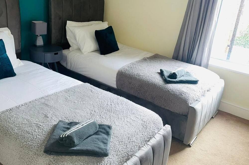 Photo of Others in Giltbrook