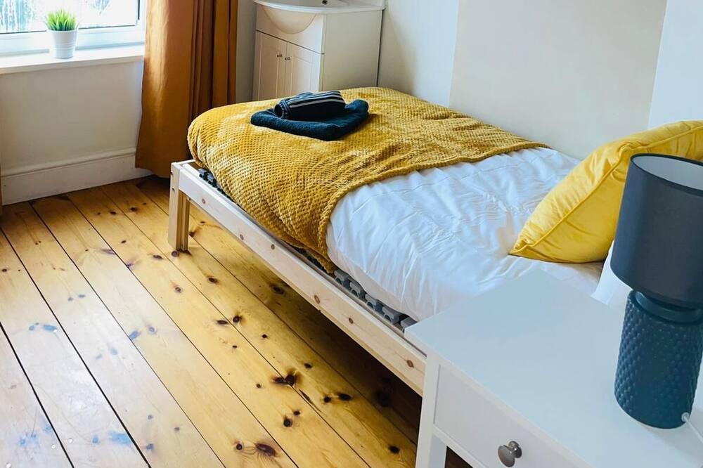 Photo of Others in Giltbrook