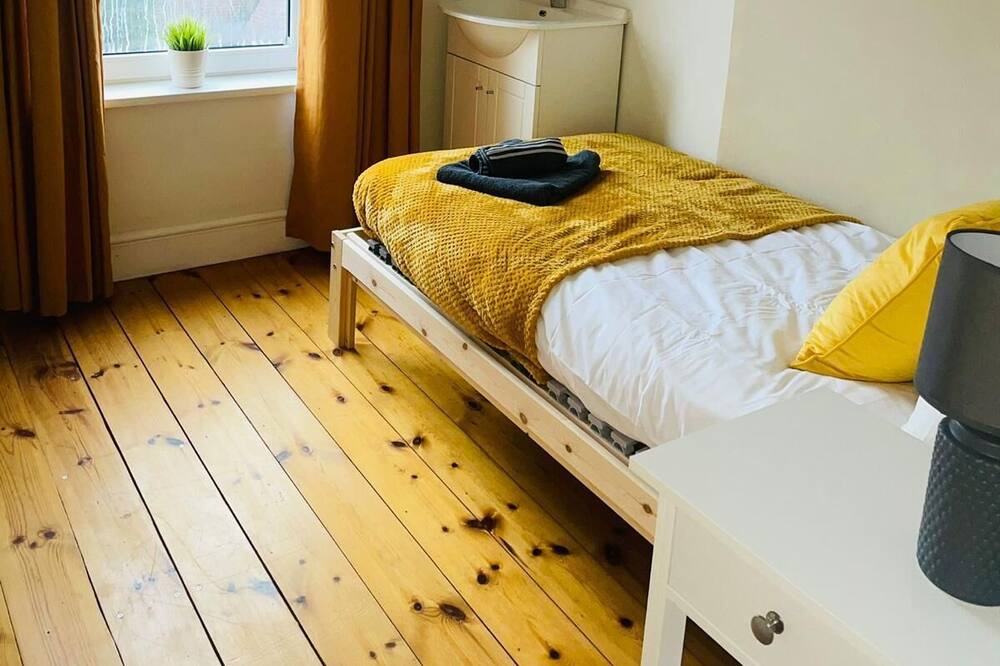 Photo of Others in Giltbrook