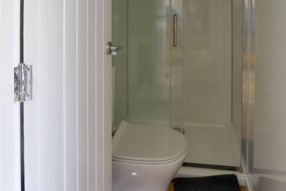 Photo of Bathroom in Glenegedale