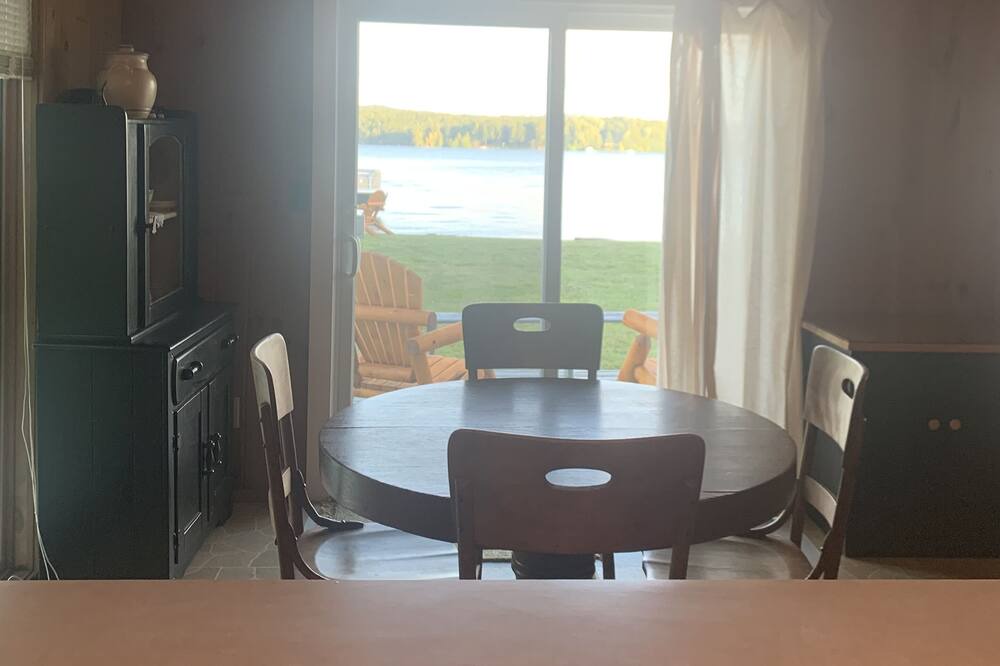 Photo of Livingroom in Town of Webb