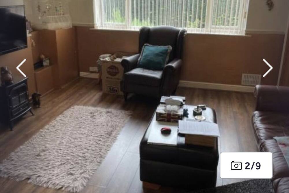 Photo of Livingroom in Northampton