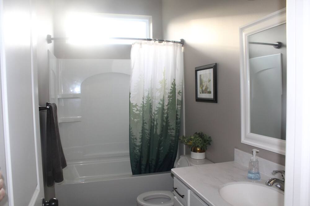 Photo of Bathroom in Jefferson