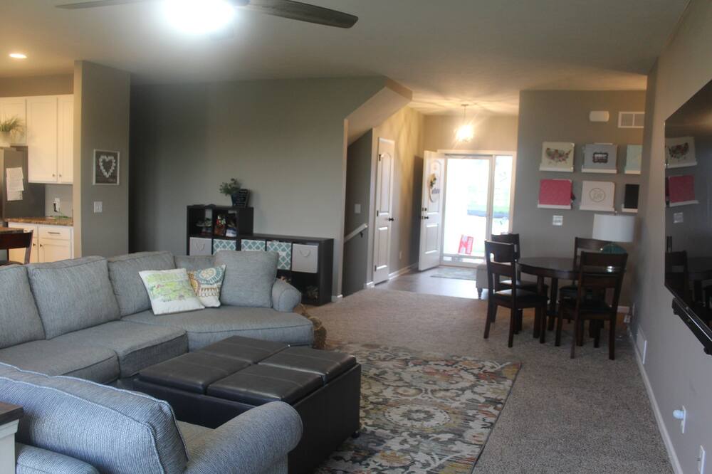 Photo of Livingroom in Jefferson