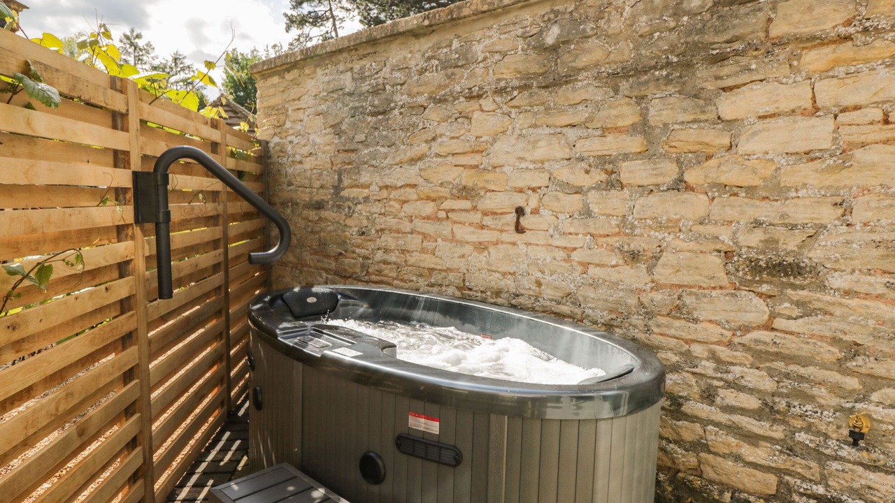 Photo of Others in Westonbirt