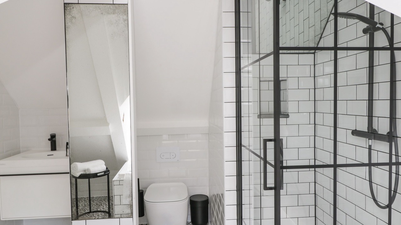 Photo of Others in Westonbirt