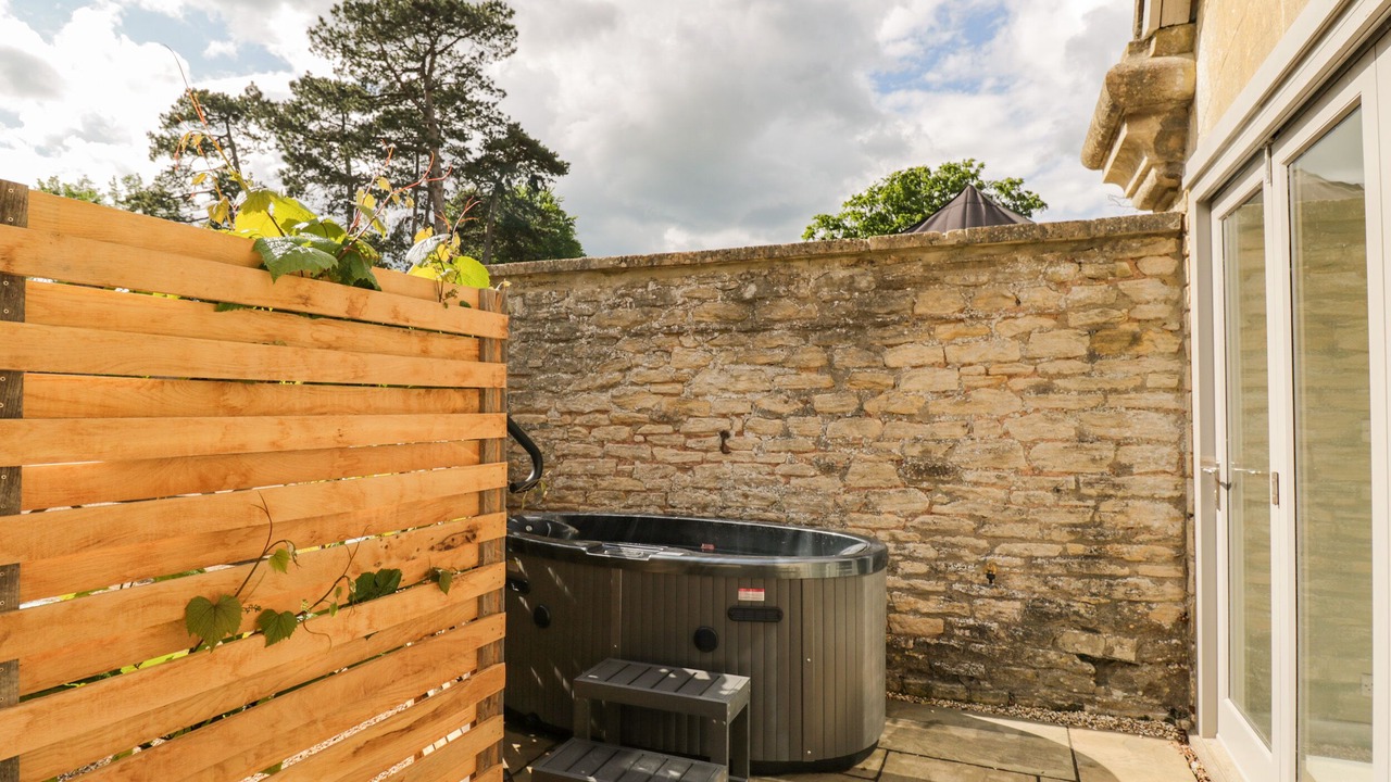 Photo of Others in Westonbirt