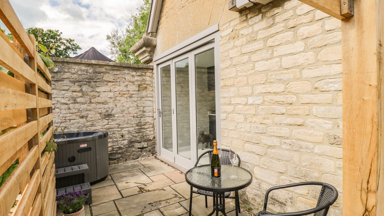 Photo of Patio Balcony in Westonbirt