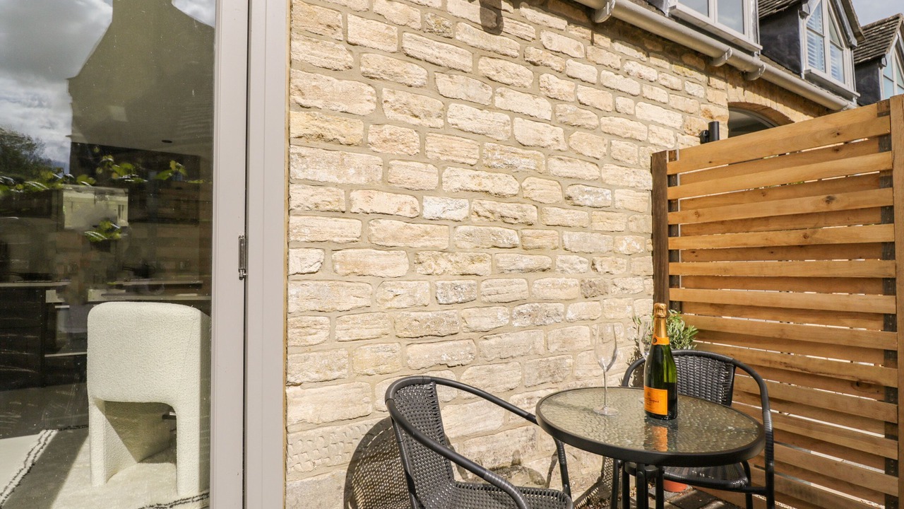 Photo of Patio Balcony in Westonbirt