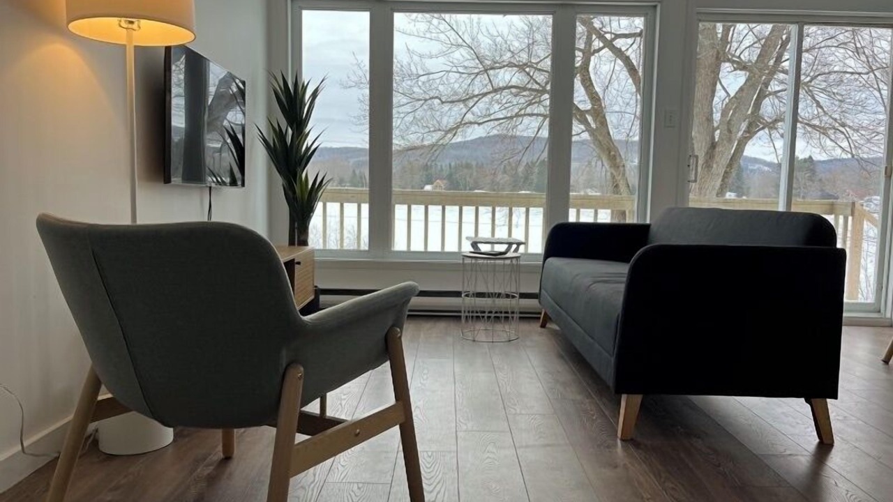 Photo of Livingroom in Saint-Jean-de-Matha