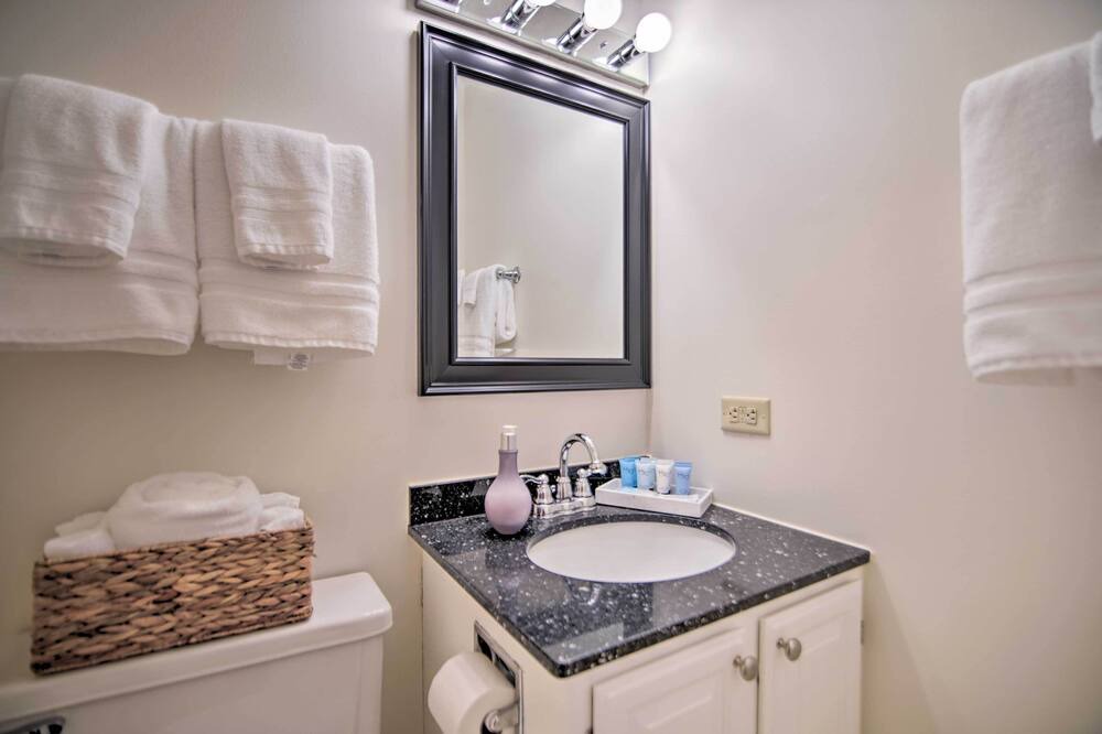 Photo of Bathroom in Gurnee