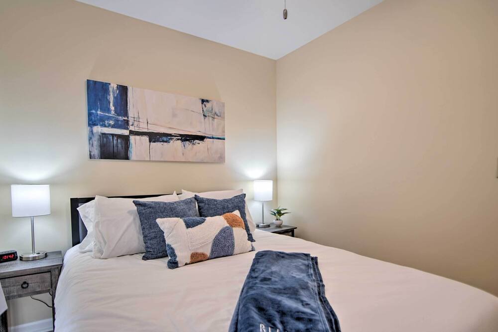 Photo of Bedroom in Gurnee