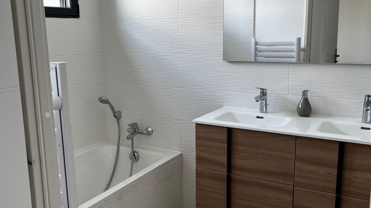 Photo of Bathroom in Candillargues