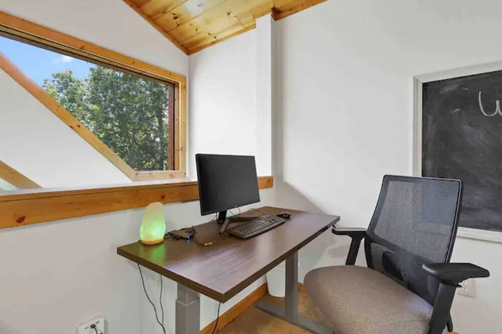 Photo of Bedroom in Indian Rock Springs
