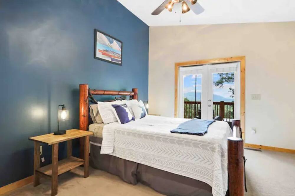 Photo of Bedroom in Indian Rock Springs