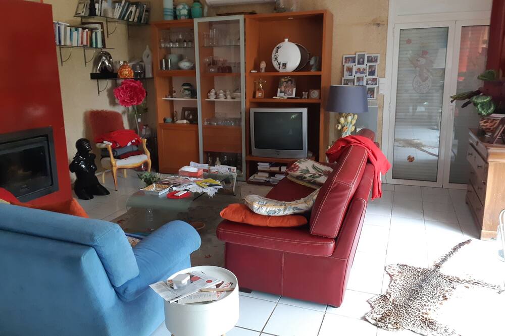 Photo of Livingroom in Mauressargues