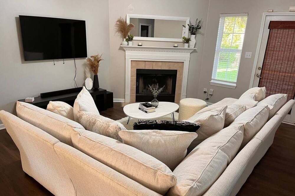 Photo of Livingroom in Wayne