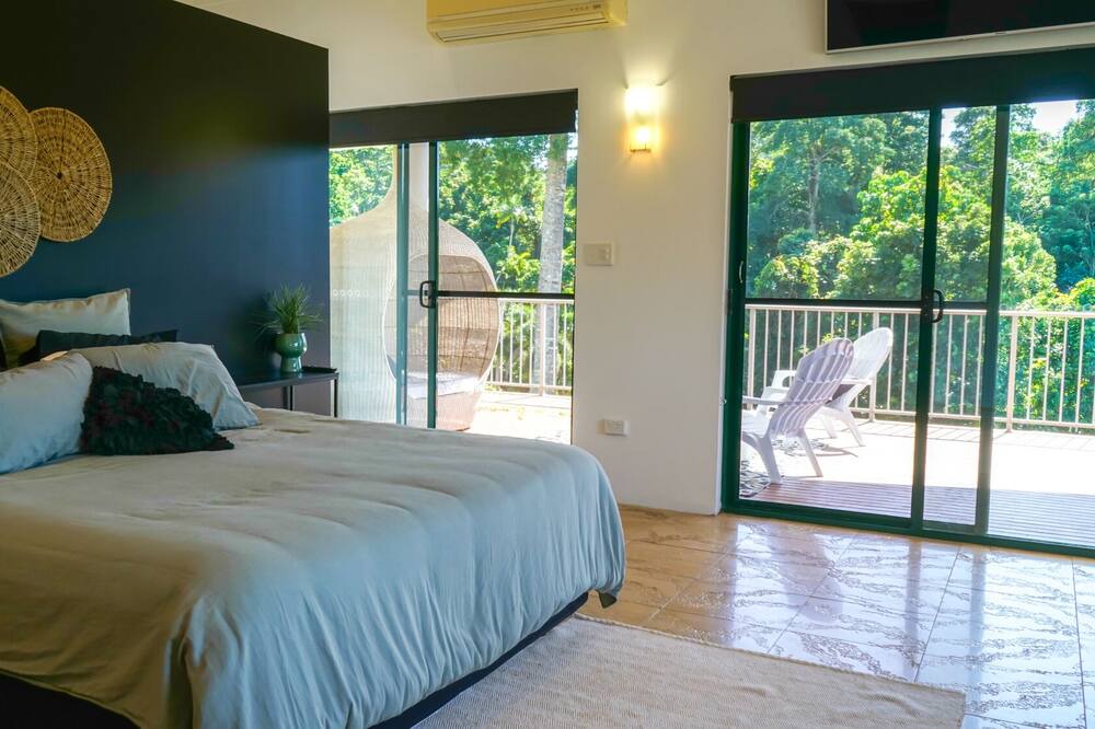 Photo of Bedroom in Mission Beach