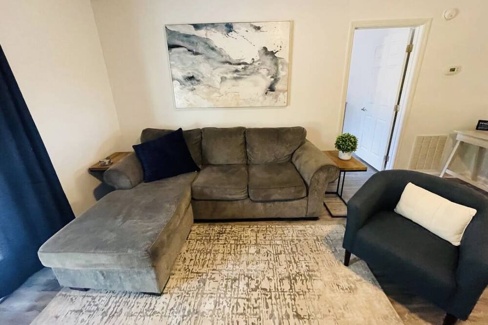 Photo of Livingroom in Watertown