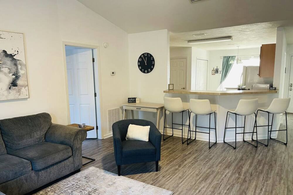 Photo of Livingroom in Watertown