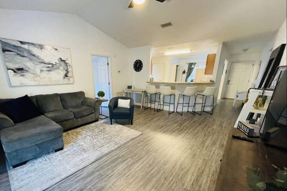 Photo of Livingroom in Watertown