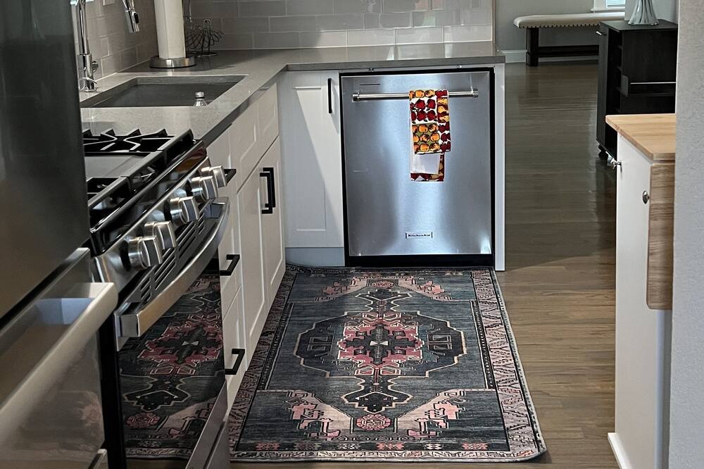 Photo of Kitchen in Knox - Henderson