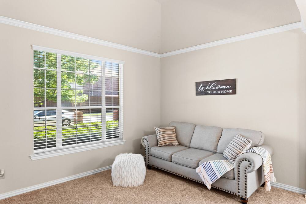 Photo of Livingroom in Allen