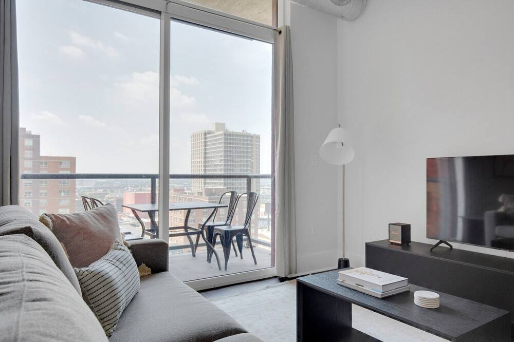 Photo of Livingroom in Historic Downtown