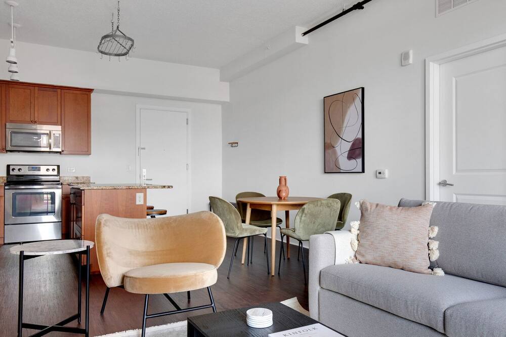 Photo of Livingroom in Historic Downtown