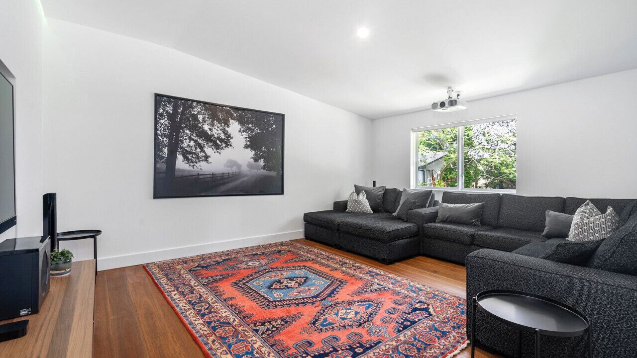 Photo of Livingroom in Bayview