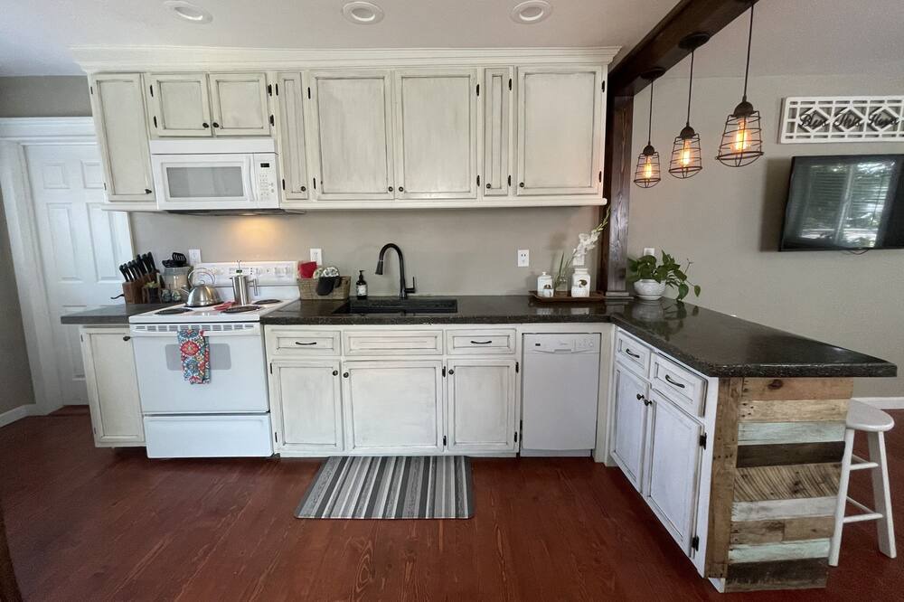 Photo of Kitchen in Potlatch